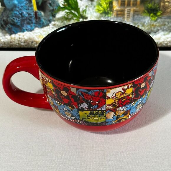 Marvel Comics Avengers Mug Disney Ceramic Soup Coffee Cup Red HUGE 24 oz - Picture 2 of 5